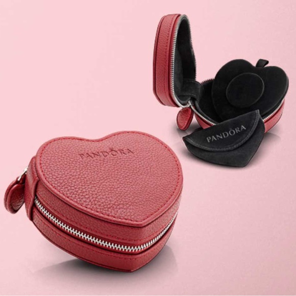 Pandora Jewelry - Pandora Red Heart Zippered Storage Travel Case With Pouch 👝